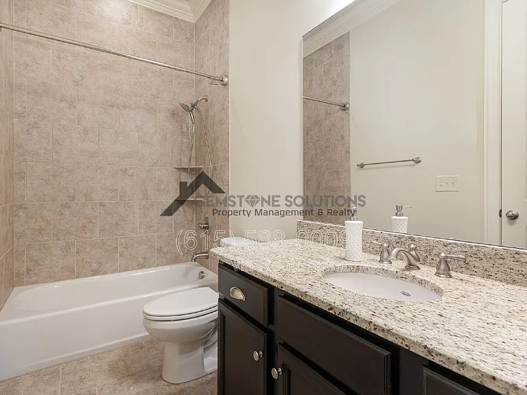 130 Hobbs Dr — Photo 12