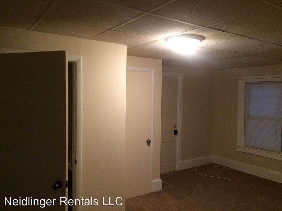 2nd image of 324 Greason Rd APT 2