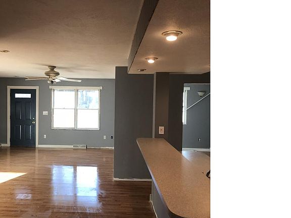 4th image of 16270 Allen Ave