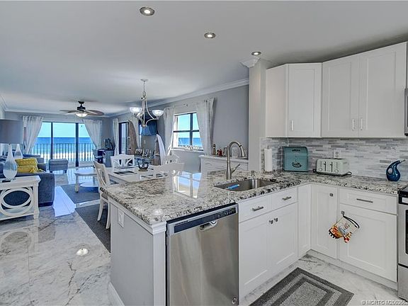 5th image of 7440 S Ocean Dr APT 326