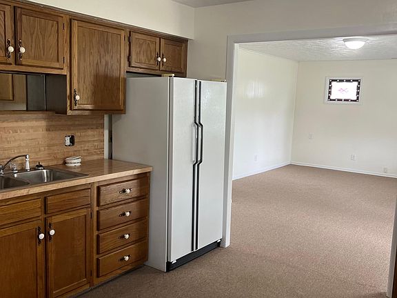5th image of 707 Eberhart Dr