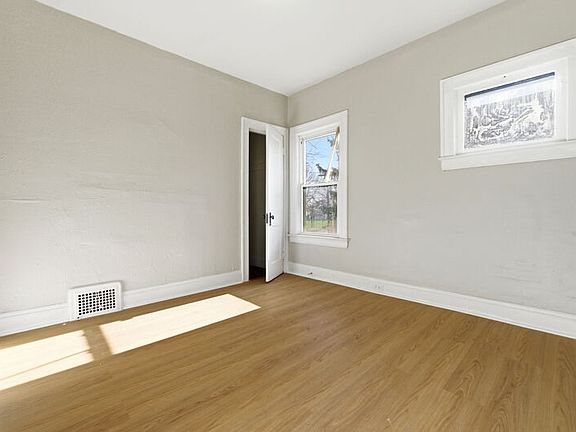 5th image of 13806 Coit Rd