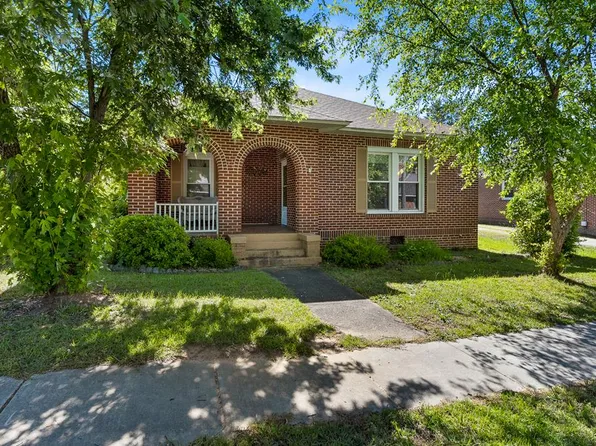 207 Kitson St, Greenwood, SC 29646