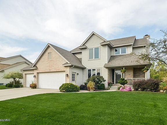 2nd image of 2871 Meadow Bluff Dr NW