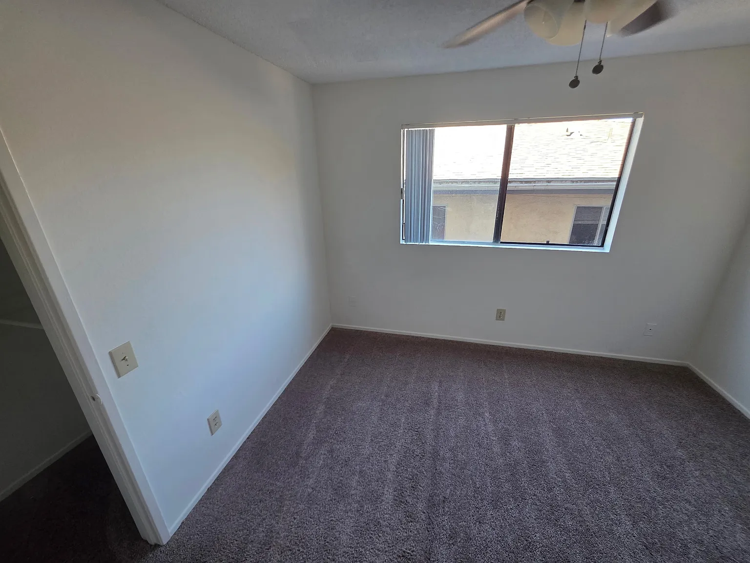 2 bed, 950 sqft, $2,550 — Photo 3