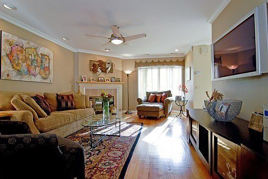 3rd image of 1720 N Lasalle St APT 43