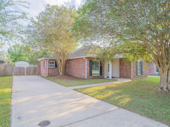 38249 Susan Ct, Gonzales, LA 70737