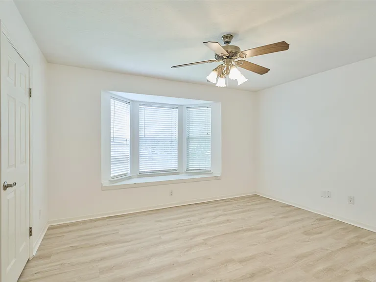 188 N Golden Arrow Cir — Photo 18