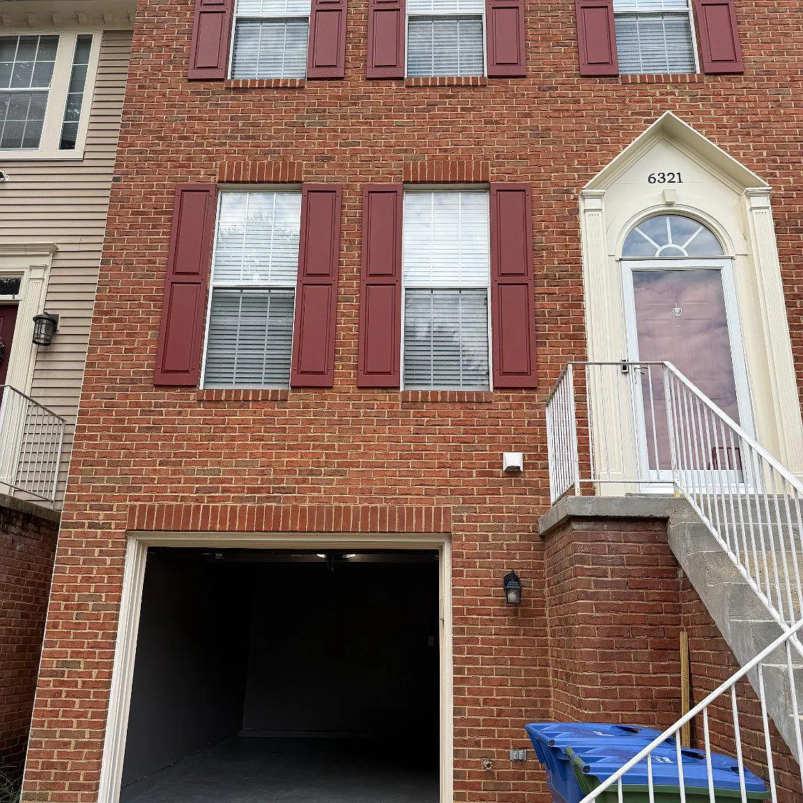 3 bed, 3.5 bath, 2332 sqft, $3,100 — Photo 2