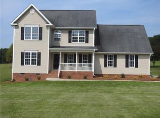 117 Hill St, King, NC 27021