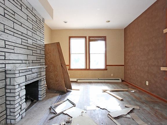 2nd image of 378 N Arlington Ave