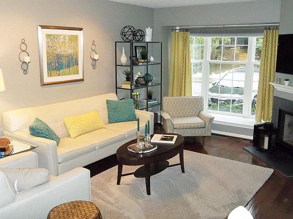 4th image of 407 Driftwood Ln
