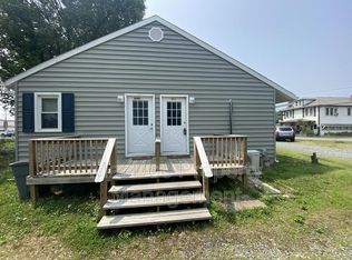 201 N Irving Ave #D, Colonial Beach, VA 22443