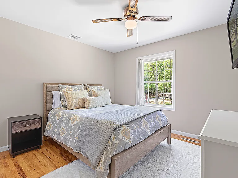 9 White Birch Dr — Photo 11