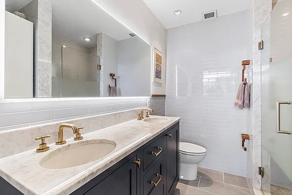 Sold by SERHANT. | media 22