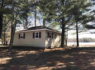 E1561 Penny Ln, Iola, WI 54945