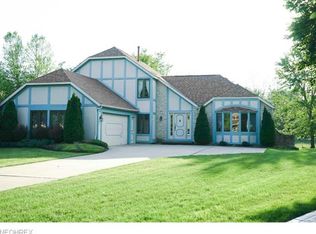 6996 Deer Path, Olmsted Township, OH 44138