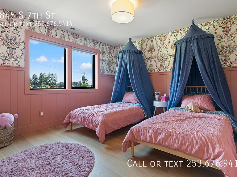 4845 S 7th St — Photo 17