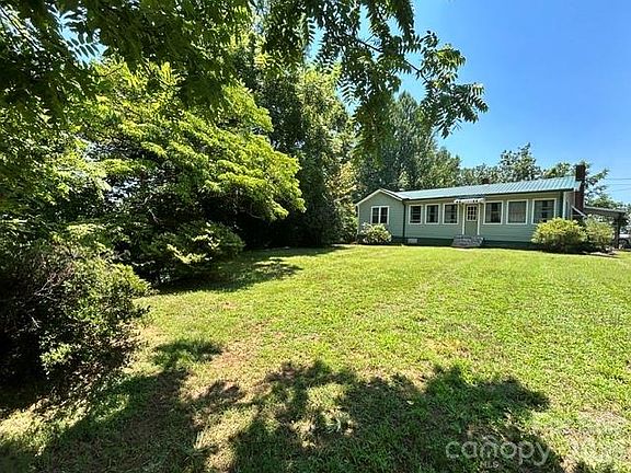 3rd image of 1174 Stacy Hill Rd