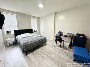 73 Hammond St #2B, Roxbury Crossing, MA 02120