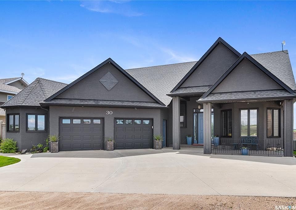 1st image of 30 Pape DRIVE