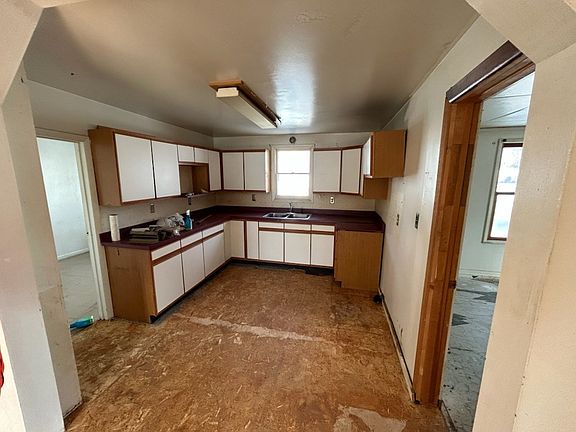 3rd image of 640 South 6th St