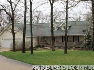 136 Landing Ln, Linn Creek, MO 65052