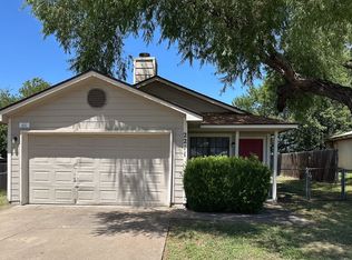 2211 Barry Dr, Killeen, TX 76543