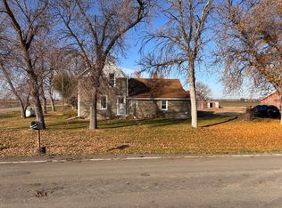 2002 Road 7, Huntley, MT 59037