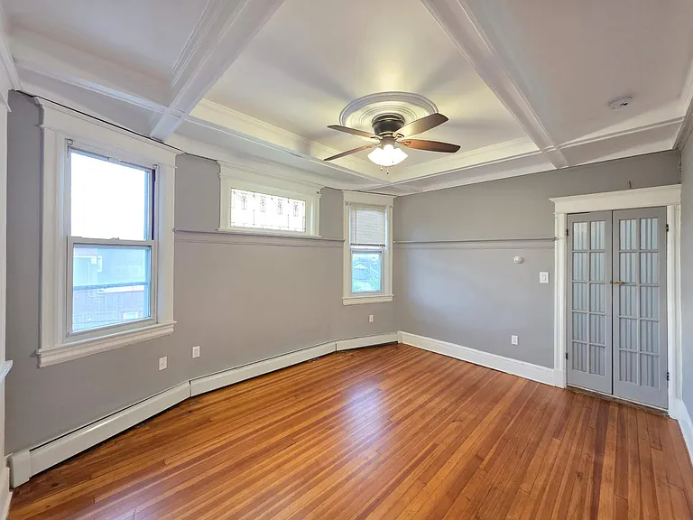 635 Tompkins Ave #2 — Photo 8