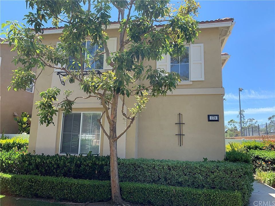 1st image of 179 Kensington Park #32