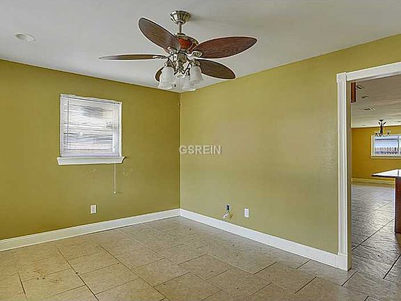 3rd image of 4743 Rosalia Dr