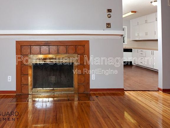 2nd image of 1643 N Vassar Ave