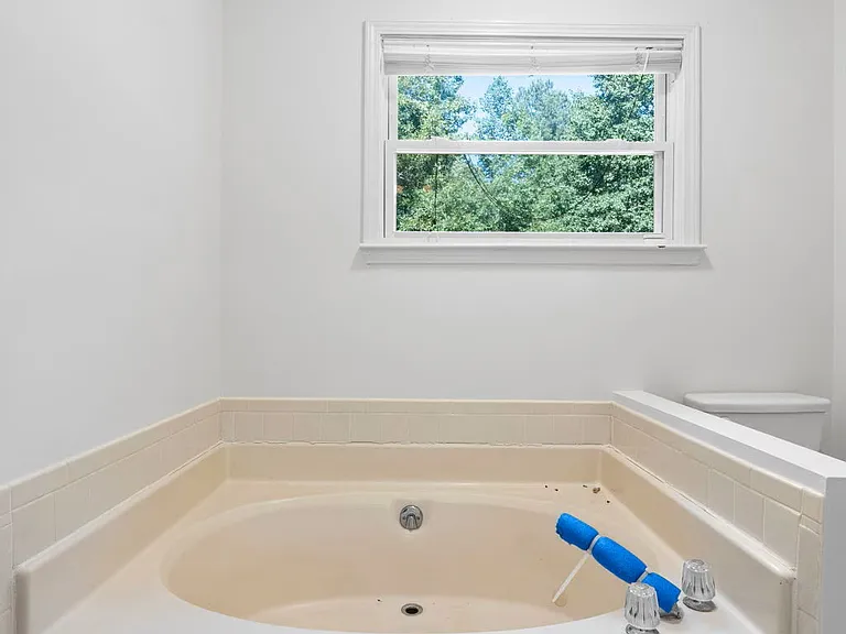 125 Pinewood Dr — Photo 18