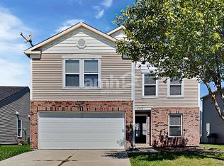 8428 Wanda Lake Dr, Camby, IN 46113