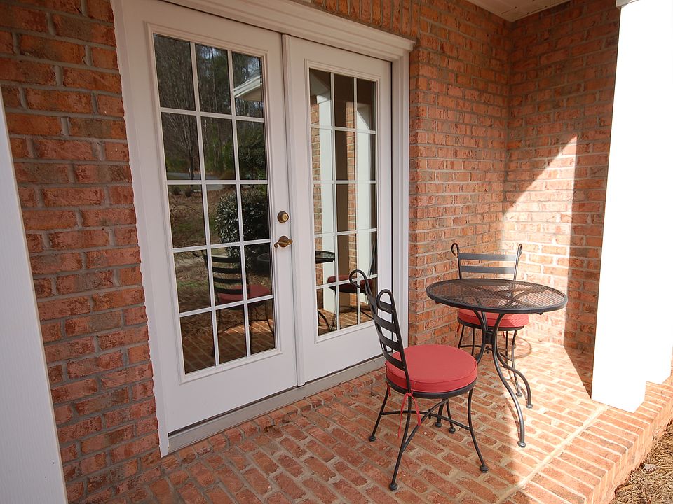1st image of 115 Archbell Point Ln