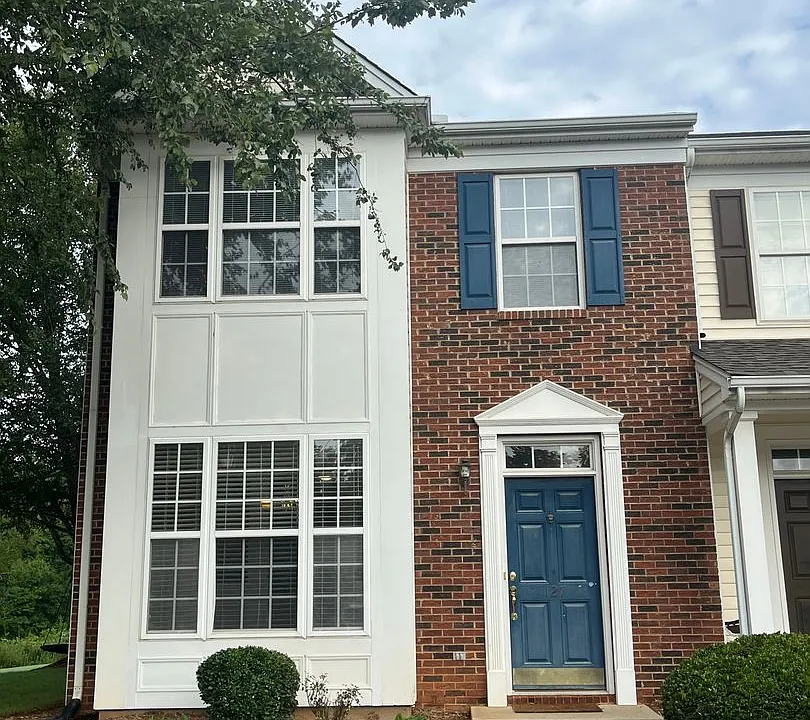 127 Cirrus Ct