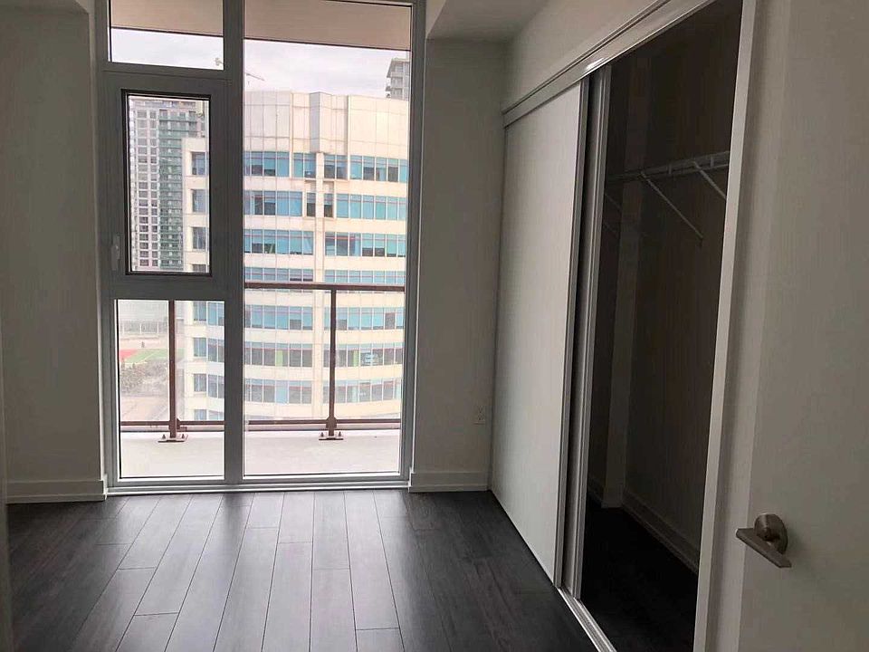 2nd image of 33 Helendale Ave #809