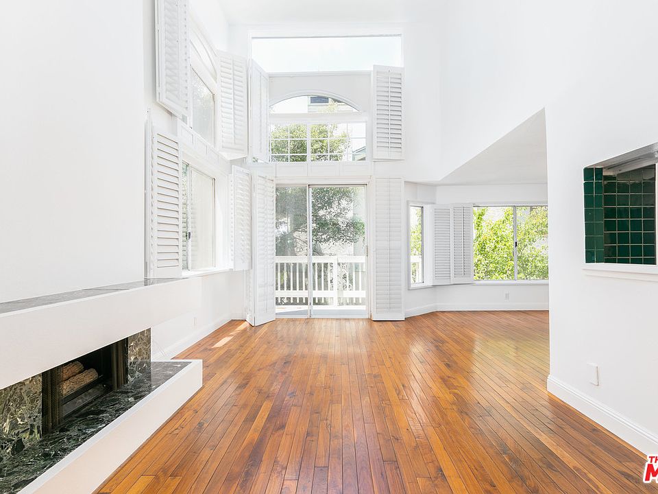 1st image of 2677 S Centinela Ave #409