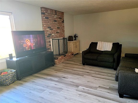 5th image of 9428 Pecan Ave