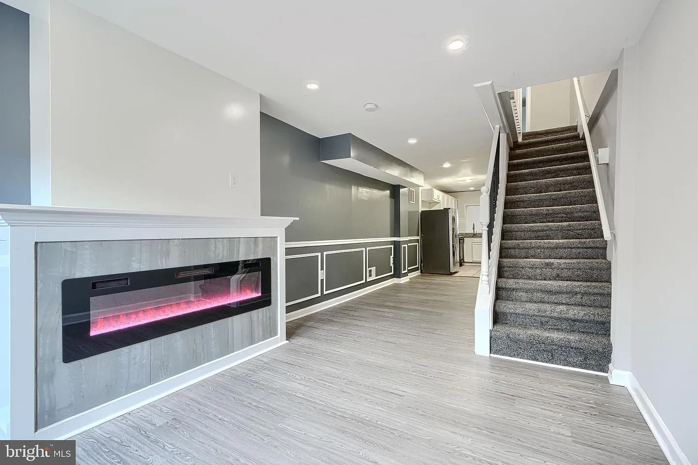 1127 Sargeant St photo 1