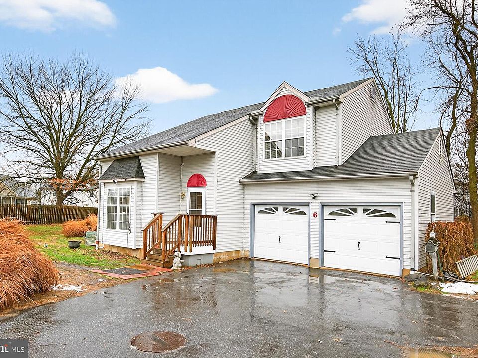 1st image of 6 Harmony Ct