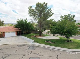 514 Suzanne St, Ridgecrest, CA 93555