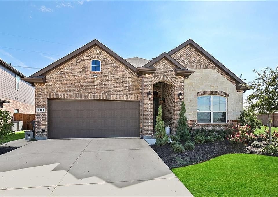 1st image of 3000 Bella Lago Dr