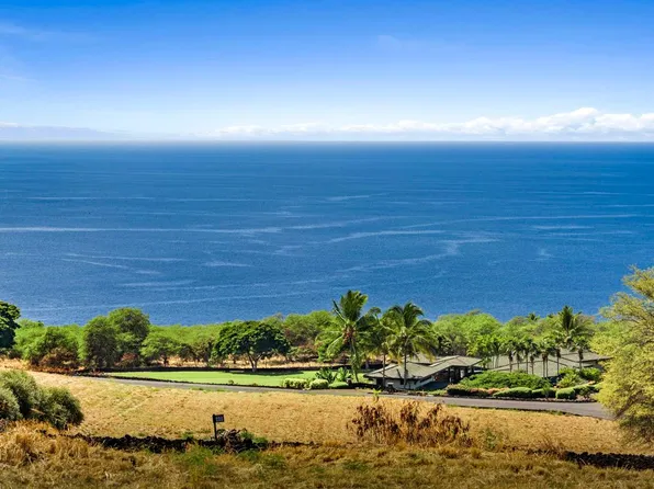 81-6548 Mamaka Pl #243, Kealakekua, HI 96750