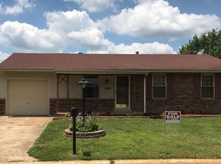 2385 Water Tower Rd, High Ridge, MO 63049