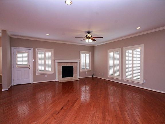3rd image of 4327 N Capistrano Dr
