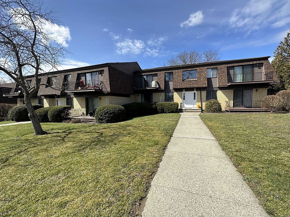 1st image of 205 Cherry Hill Dr #205