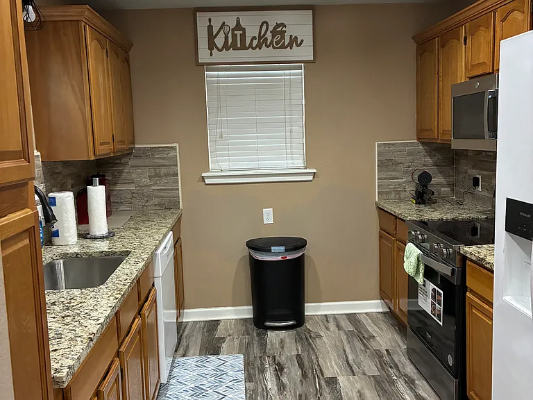 1203 Carol Dr — Photo 16