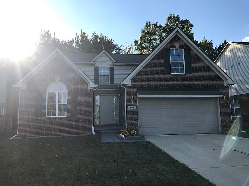1st image of 789 Patricia Place Dr